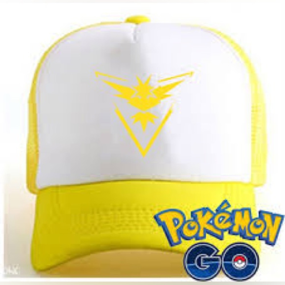 NWOT Pokemon Go Trucker Hat